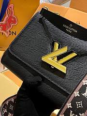 Louis Vuitton MM Twist Bag Pink 23 cm - 3