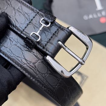 Gucci Black Belt With Silver Hook