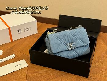Chanel 19bag Blue 25 cm