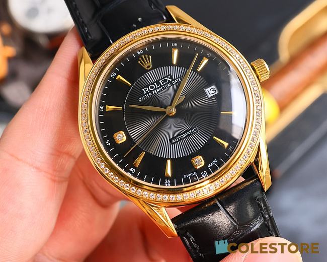 Rolex Watch Black And Gold - 1