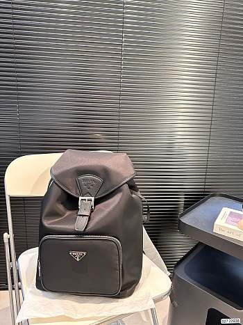 Prada Backpack Black 29 x 39 cm