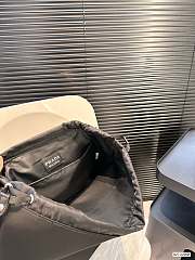 Prada Backpack Black 29 x 39 cm - 5