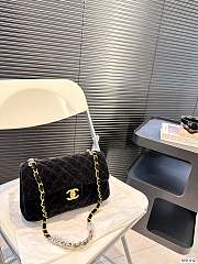 Chanel Classc 11.12 Flappy Bag Black 25 x 16 cm - 1