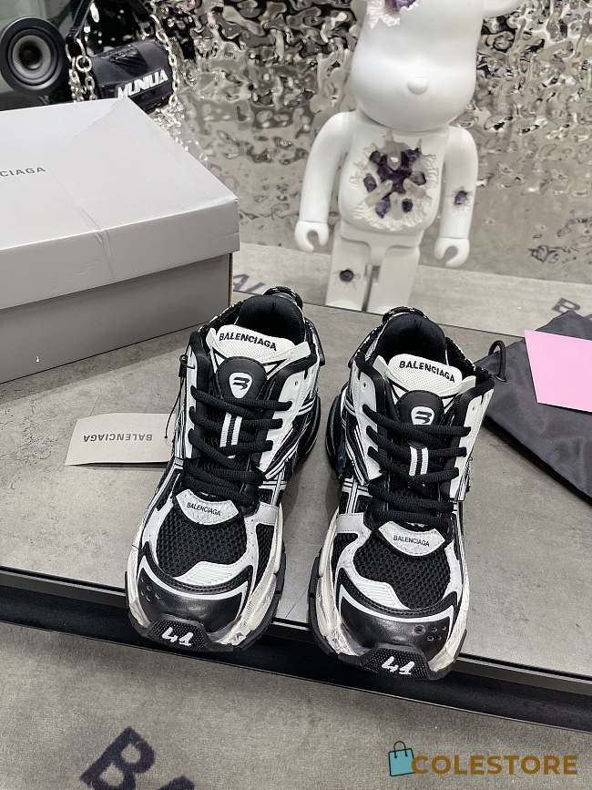 Balenciaga Runner Black And White - 1