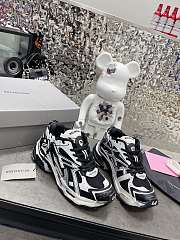 Balenciaga Runner Black And White - 5