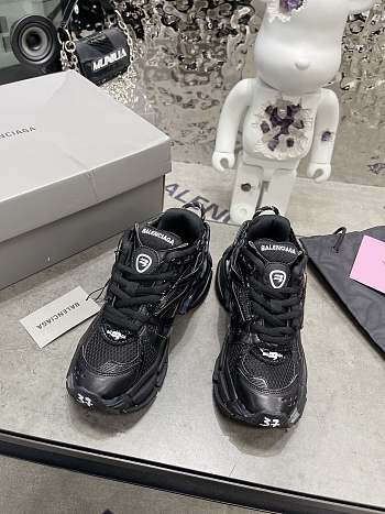 Balenciaga Runner All Black 