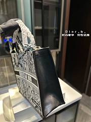 Colestore Christian Dior Book Tote 24 cm - 5