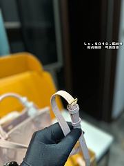 Louis Vuitton OnTheGo Beige 25 x 20 cm - 6