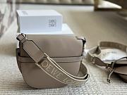 Loewe Gate Bag Beige 20 x 15 cm - 4