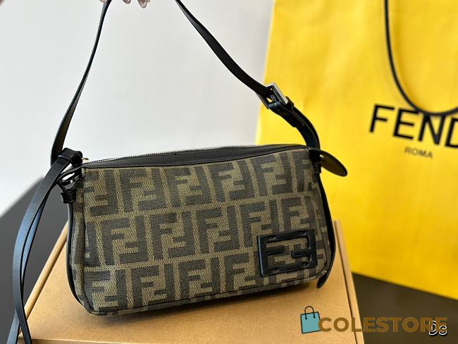 Simply Fendi 23 x 15 cm - 1