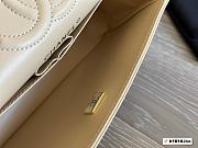 Chanel Flap Bag Beige 23 x 15 cm - 6