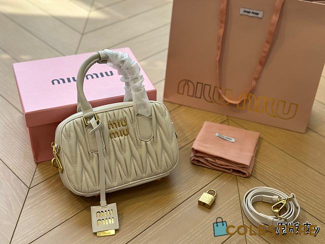 MiuMiu Beige Bag 21 x 13 cm - 1