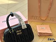 MiuMiu Beige Bag 21 x 13 cm - 3