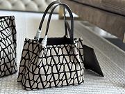 Valentino White And Black Bag 26 x 19 cm - 3