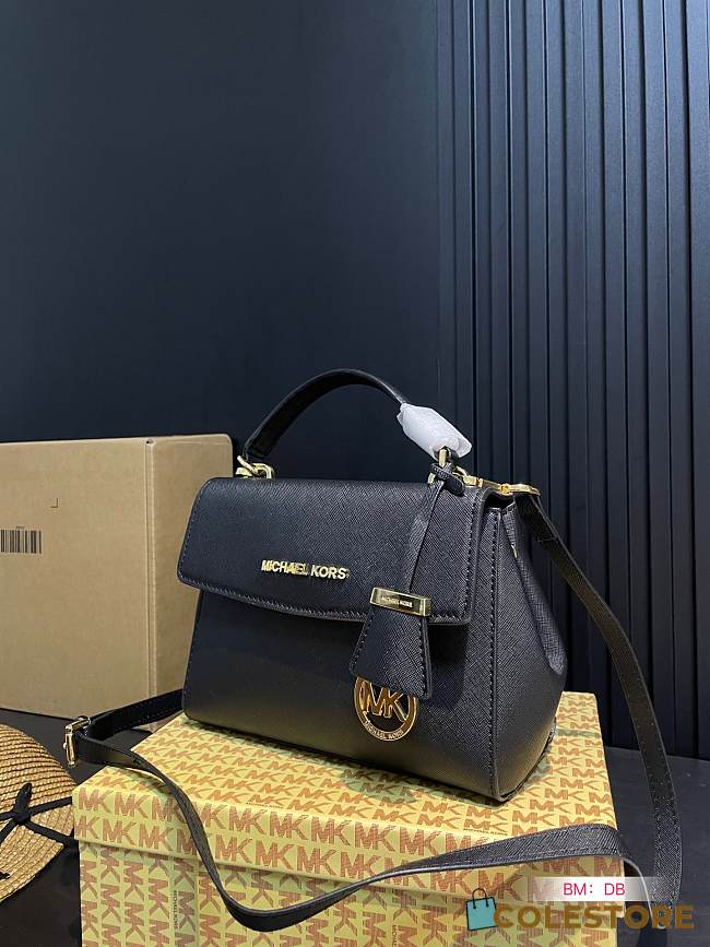 Michael Kors Black Bag 20 x 16 cm - 1