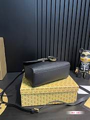 Michael Kors Green Bag 20 x 16 cm - 2