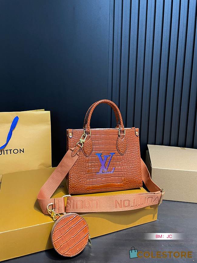 Louis Vuitton OnTheGo Crocodile Pattern Brown 25 x 20 cm - 1