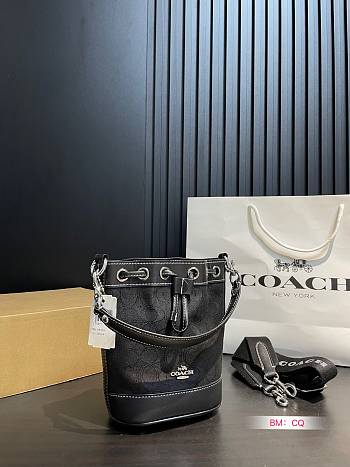 Coach Mini Bucket Bag Black 15 x 19 cm