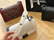 Chanel Le Boy White 25 cm - 6