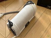 Chanel Le Boy White 25 cm - 3