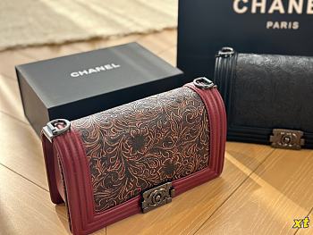 Chanel Le Boy Red 25 cm