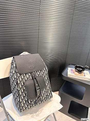 Dior Backpack In Black 28 x 40 cm