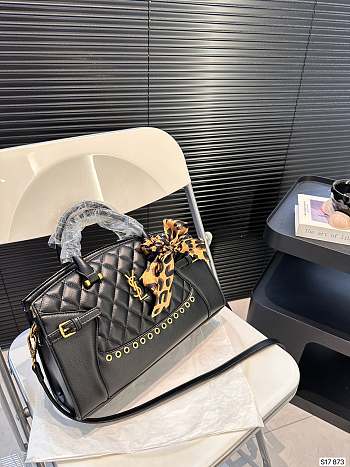 Saint Laurent Handbag Oversize In Black 32 x 21 cm