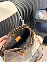 Louis Vuitton Bag 32 x 21 cm - 6