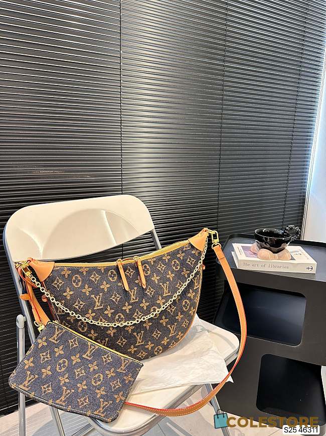 Louis Vuitton Loop Bag Monogram Brown 41 x 24 cm - 1