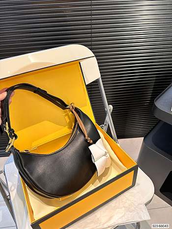Fendi Graphy Black 25 x 13 cm 