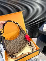 Fendi Graphy Bag 25 x 13 cm - 2