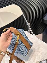 Fendi Crossbody Blue 26 x 19 cm - 2