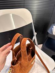 Prada Bag 25 x 21 cm - 4