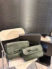 Colestore Balenciaga Leopolda Pochette Green 31 x 21 cm - 1