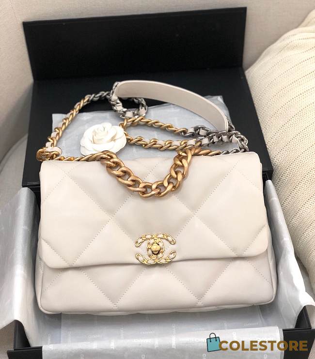 Chanel 19 Flap Bag White AS1161 26 x 16 x 9 cm - 1