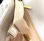Chanel 19 Flap Bag White AS1161 26 x 16 x 9 cm - 4