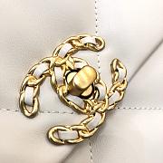 Chanel 19 Flap Bag White AS1161 26 x 16 x 9 cm - 5