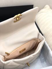 Chanel 19 Flap Bag White AS1161 30 x 20 x 10 cm - 5
