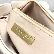 Chanel 19 Flap Bag Beige AS1161 30 x 20 x 10 cm - 4