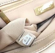 Chanel 19 Flap Bag Beige AS1161 30 x 20 x 10 cm - 2
