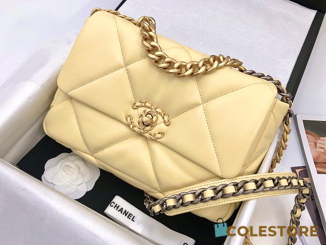 Chanel 19 Flap Bag Yellow AS1161 26 x 16 x 9 cm - 1