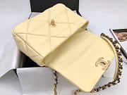 Chanel 19 Flap Bag Yellow AS1161 26 x 16 x 9 cm - 6
