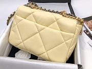 Chanel 19 Flap Bag Yellow AS1161 26 x 16 x 9 cm - 4