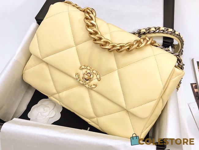 Chanel 19 Flap Bag Yellow AS1161 30 x 20 x 10 cm - 1