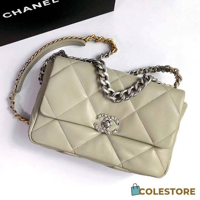 Chanel 19 Flap Bag Green AS1161 30 x 20 x 10 cm - 1