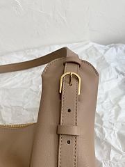 The Row Womens Allie N/S Leather Hobo Bag In Beige 40 x 8 x 37 cm - 6
