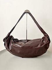 Lemaire Medium Soft Croissant Bag In Rouge 18 cm - 1