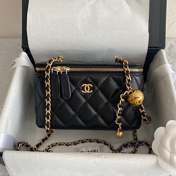 Chanel Medium Classic Box Black 16 x 8 x 10 cm