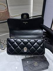 Chanel 24a Flap Bag Black 20 cm - 5