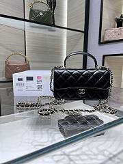 Chanel 24a Flap Bag Black 20 cm - 1
